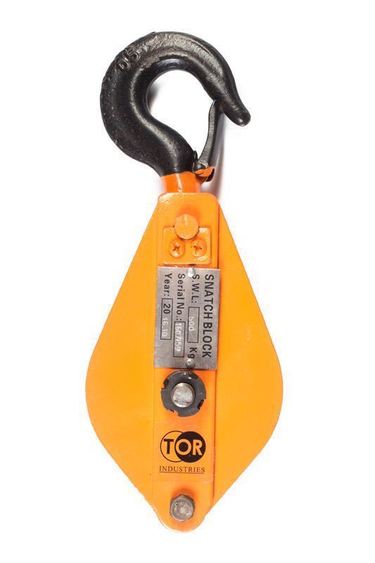 Блок монтажный однорольный с крюком TOR HQG(L) K1-0,5 т с откидной щекой (K)