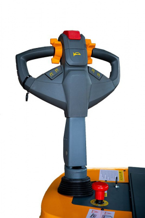 Штабелер самоходный 1,5 т 3,0 м XILIN CDD15K-EN с раздвижными вилами (с платформой)