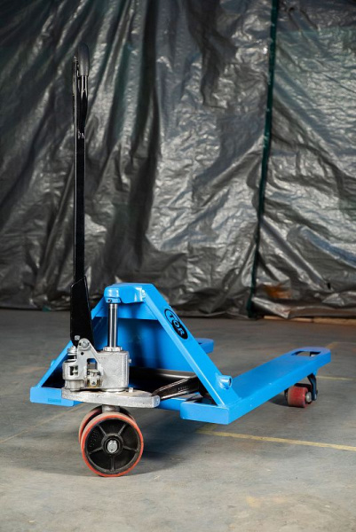 Тележка гидравлическая 2500 кг 1220х685 мм TOR RHP широковильная (полиуретановые колеса)